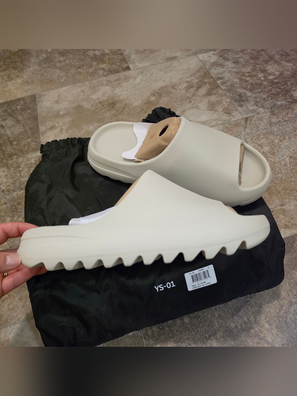 Yeezy / YZY YS-01 Cream Slides Men's Size 9